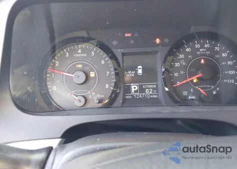 2015 Toyota Sienna Le 8 Passenger z USA, uszkodzony, nr VIN 5TDKK3DC7FS658381